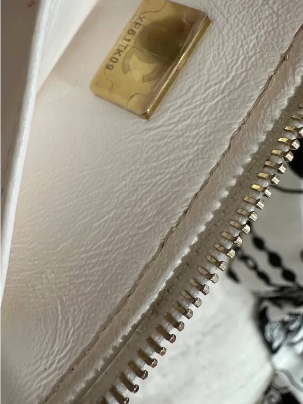 CHANEL White Quilted Vanity Bag with Gold Hardware